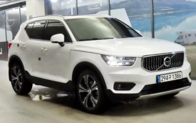XC40 B4 AWD 인스크립션